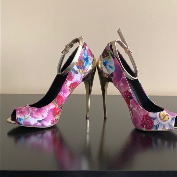 Floral peep toe heels - Picture 4 of 4